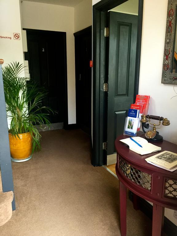 Carolina Guest House Кеймбридж Екстериор снимка