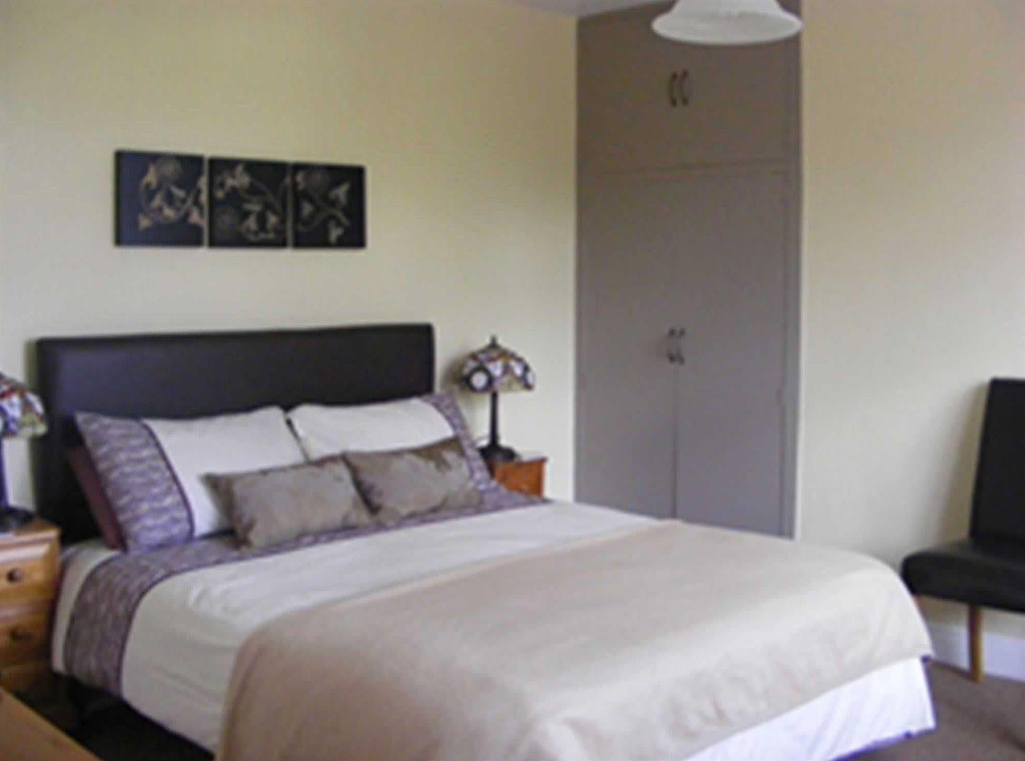 Carolina Guest House Кеймбридж Екстериор снимка